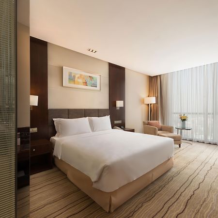 Holiday Inn Taicang City Centre By Ihg Екстер'єр фото