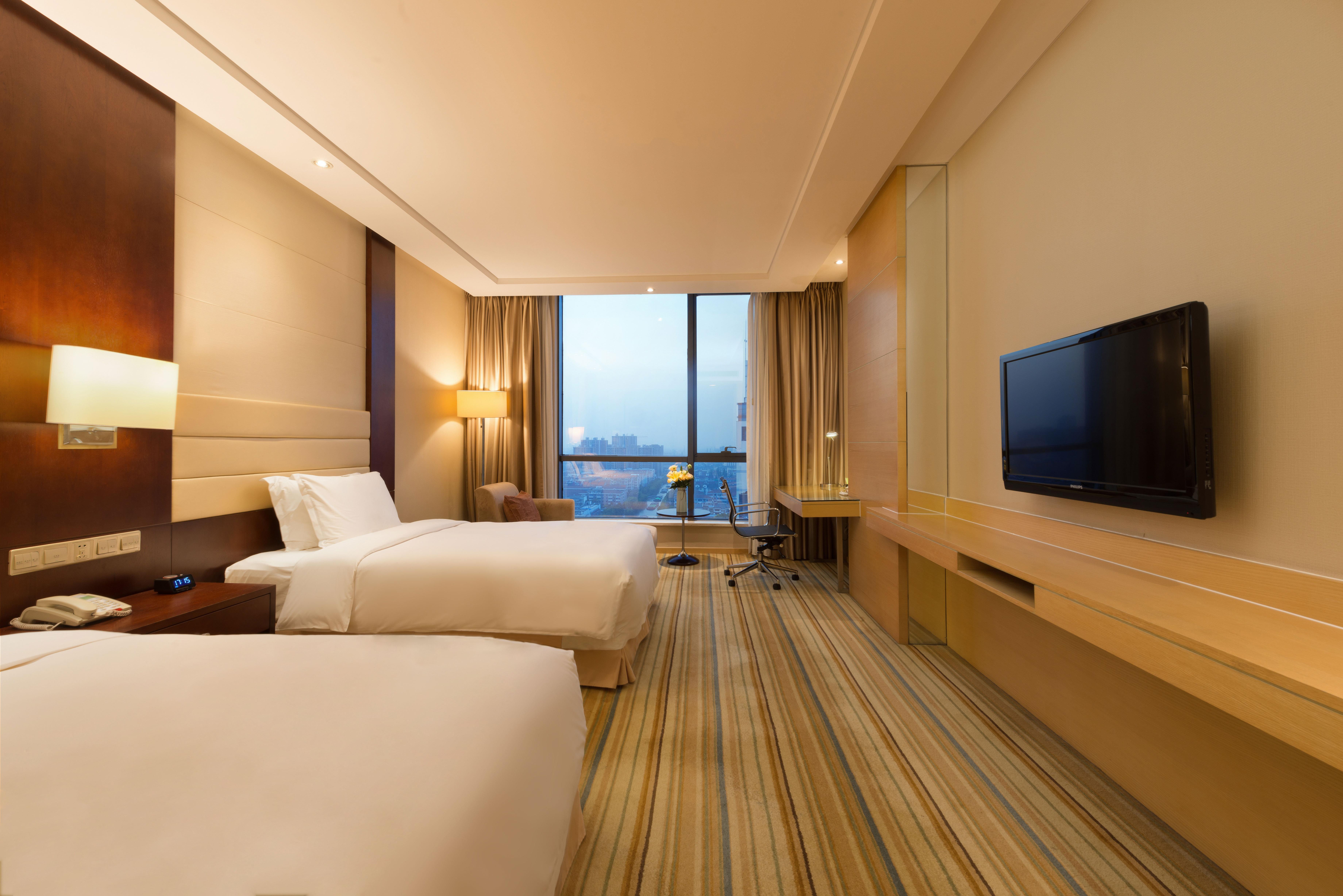 Holiday Inn Taicang City Centre By Ihg Екстер'єр фото