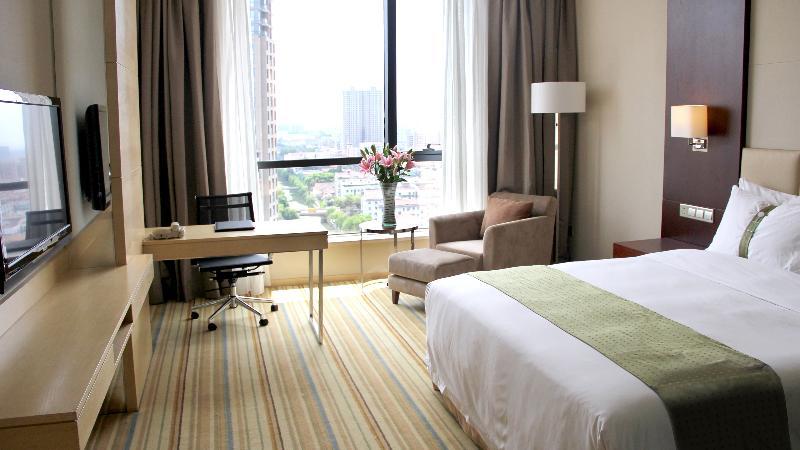 Holiday Inn Taicang City Centre By Ihg Екстер'єр фото